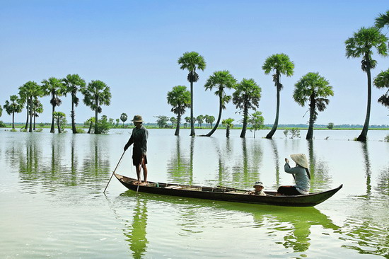 Sóc[-]Trăng:[-]Đảm[-]bảo[-]an[-]toàn[-]tính[-]mạng[-]người[-]dân[-]trong[-]mùa[-]mưa[-]bão[-]năm[-]2015